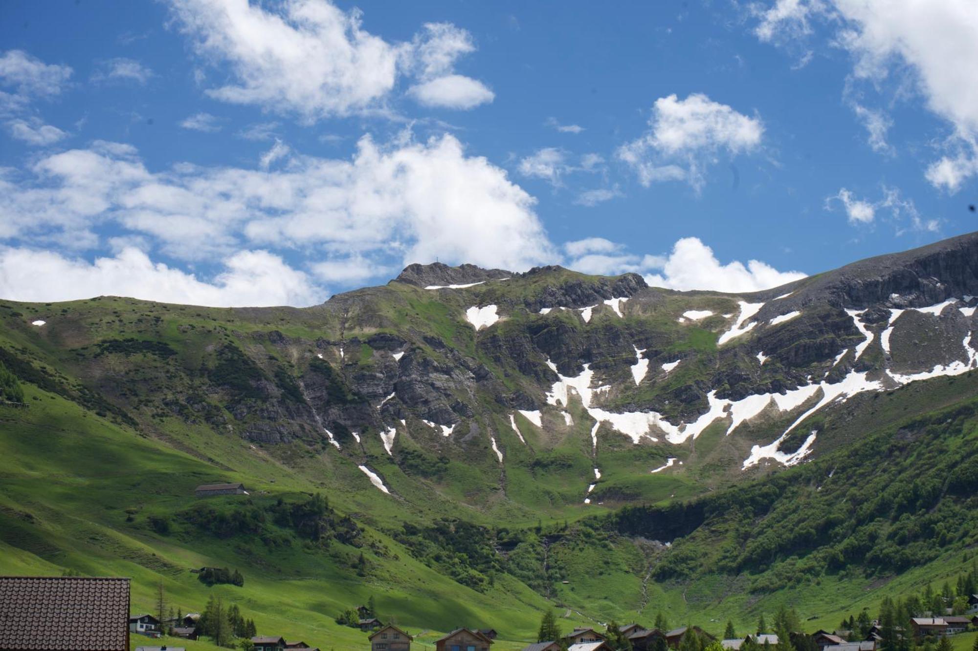 Voegeli Alpenhotel Malbun Bagian luar foto