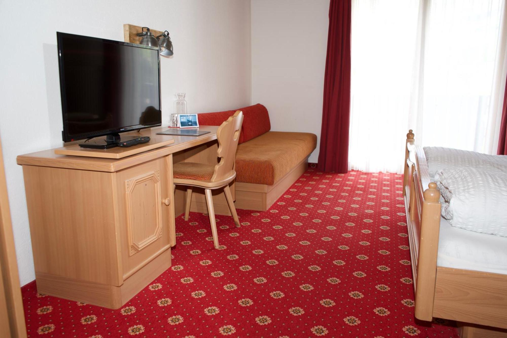 Voegeli Alpenhotel Malbun Bagian luar foto