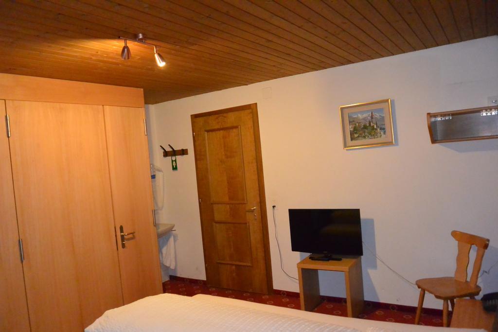 Voegeli Alpenhotel Malbun Ruang foto